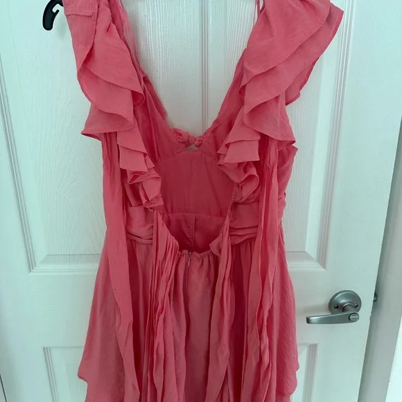 open lace back dress Mustard Seed Ruched Tie-Sleeve Dress